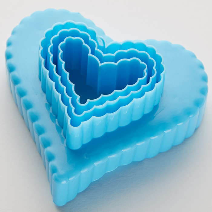 Набор двусторонних пластиковых форм для печенья "Сердца" 3 размера BE-4307P/3