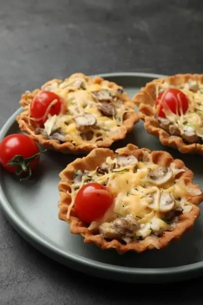 Жульен с курицей и грибами в тарталетках: пошаговый рецепт с фото