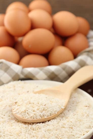  кальмары с рисом и яйцом рецепт