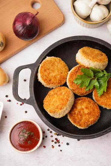 Сочные котлеты из куриного фарша на сковороде: классический рецепт с фото