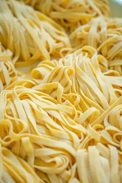  паста с морепродуктами в сливочном соусе