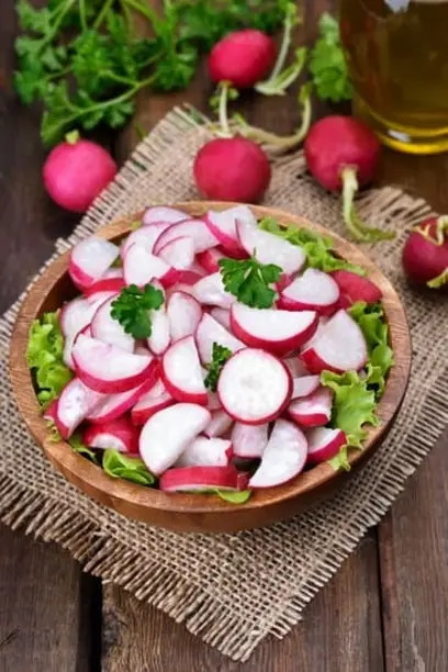  салат с курицей огурцом редисом