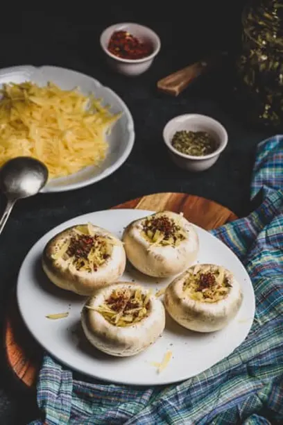 шампиньоны фаршированные сыром