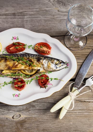 Идеальная запеченная скумбрия: простой и вкусный рецепт с пошаговыми фото