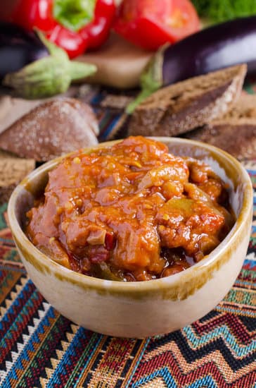 Баклажанная икра на сковороде: рецепт с фото на ужин с помидорами и перцем