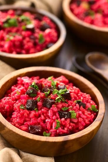 Узнайте как приготовить яркое свекольное ризотто: пошаговый рецепт с фото