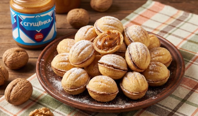 рецепт печенья орешки со сгущенкой