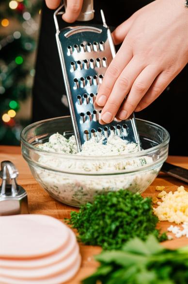 рецепт роллов из колбасы