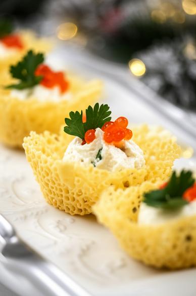 закуска в сырных корзиночках