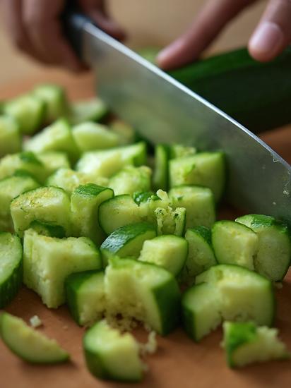  оливье со свежим огурцом